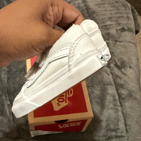 White toddler vans - Picture 6 of 6